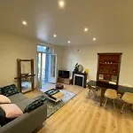 Appartement Moderne Place Du Marche