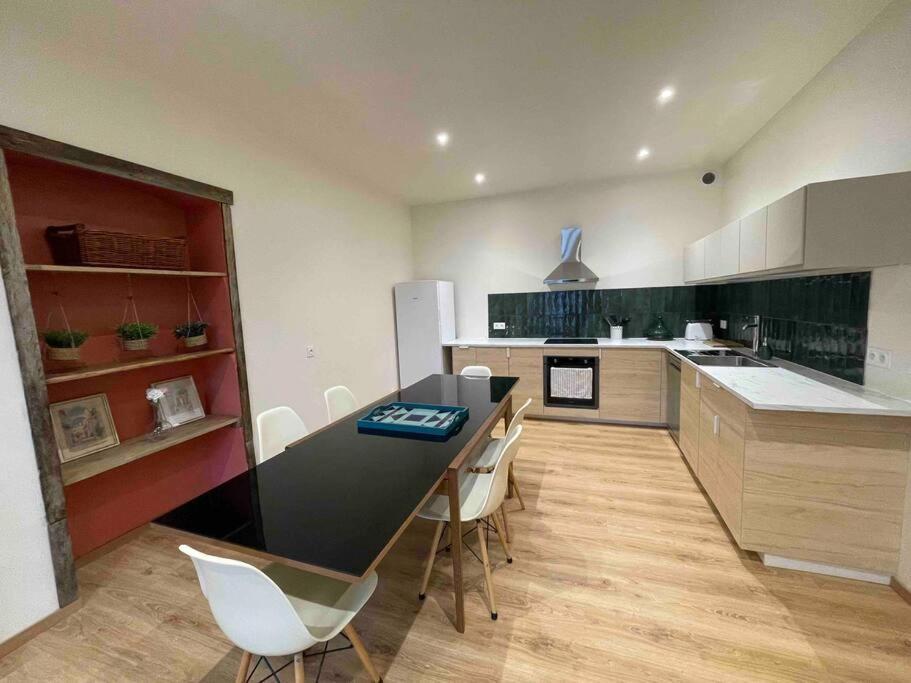 Apartment Moderne Place Du Marche *